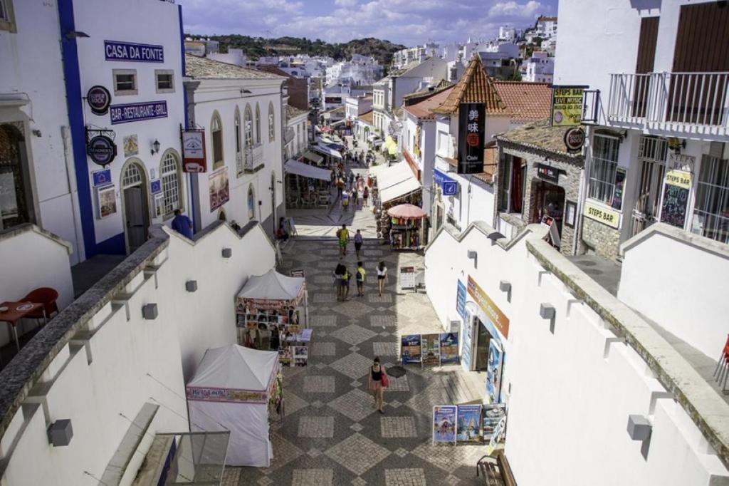 Espacoso Apt T2, Em Olhos Agua Albufeira Eksteriør bilde
